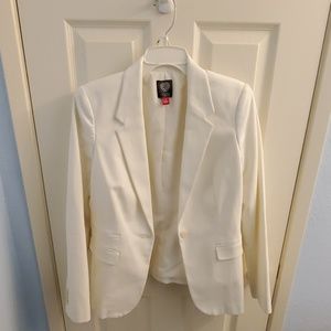 Vince Camuto single button jacket